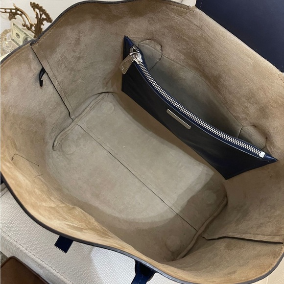 Michael Kors Collection Bancroft Tote & Wallet - Picture 4 of 11